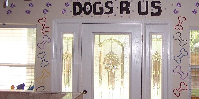 dogs-r-us-doorway-e1364336838857
